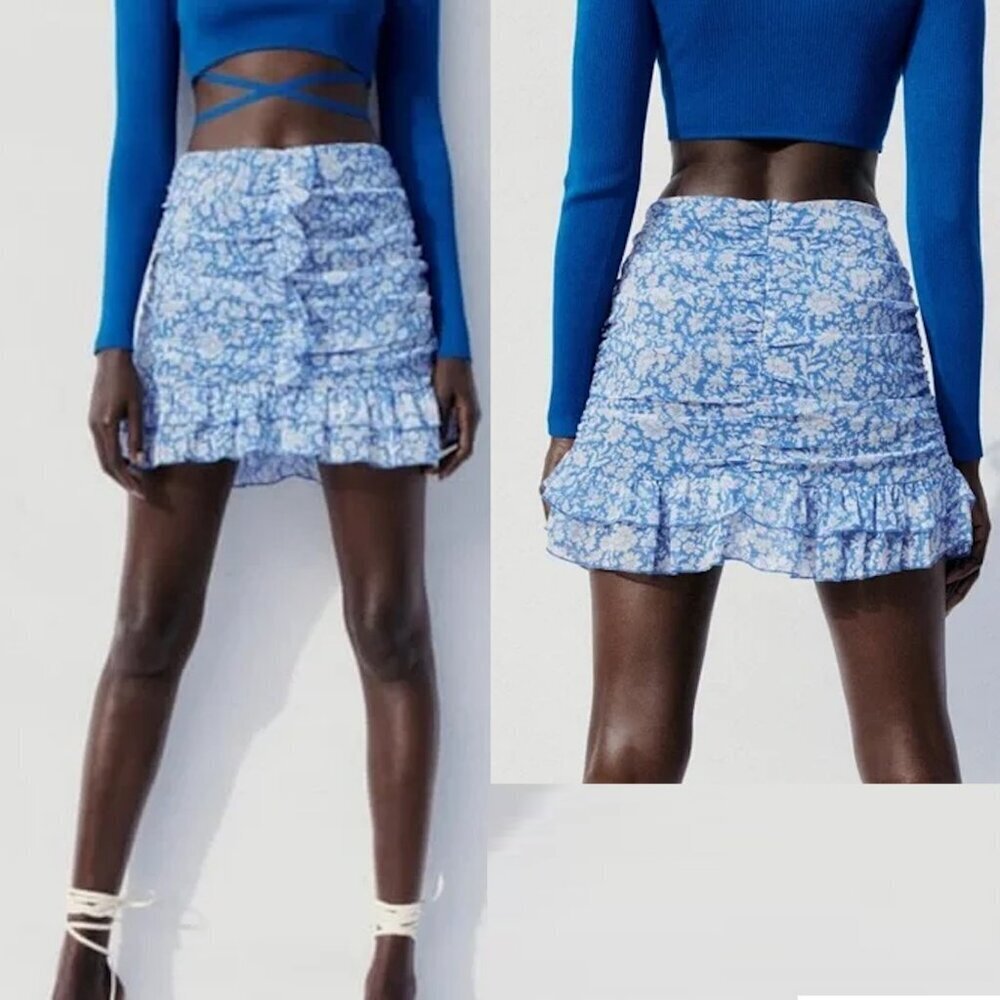 NWT New Zara Blue Floral Ruched Mini Skirt Size M